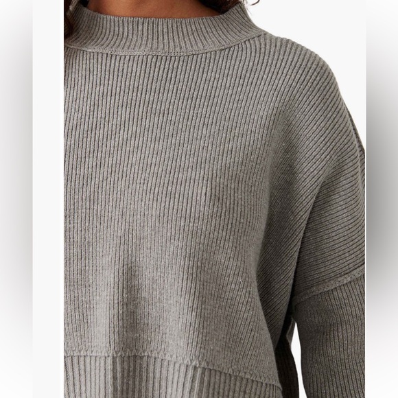 Free People NWT Easy Street Slouchy Drop Shoulder Crop Grey Pullover size Large - Picture 6 of 11